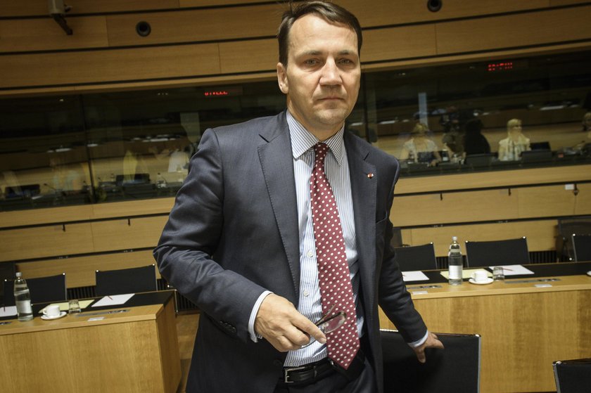 Sikorski o Macierewiczu. Sugeruje, że jest agentem Rosji?