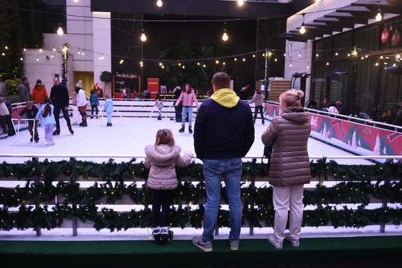 SVA BEOGRADSKA KLIZALIŠTA NA OTVORENOM Detaljan spisak svih lokacija: Cene od 200 dinara