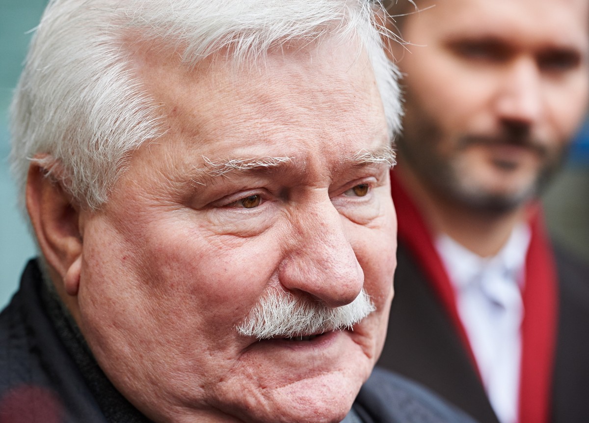 Lech Wałęsa głosował w wyborach parlamentarnych