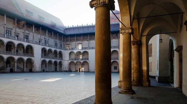 Akcja „Darmowy listopad w rezydencjach królewskich promuje rezydencje polskich królów. Zamek Królewski na Wawelu jak każdego roku bierze udział w tej inicjatywie