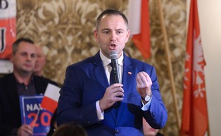 Nawrocki z oficjalnym poparciem Rady Politycznej PiS. Wyścigu o prezydenturę mobilizuje sztaby partii w całym kraju