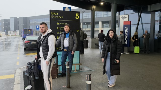 Zorana Mićanović sa aerodroma