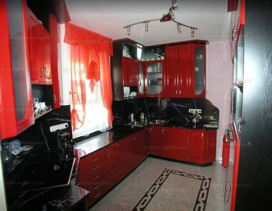 Győzike régi otthonát milliók ismerték meg a tévéműsorban, mégsem kapkodtak érte a vevők, sokat engedett az árból