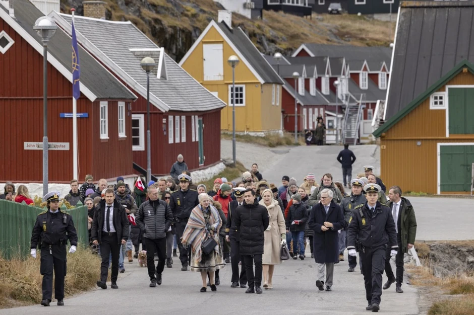 Danska kraljica Margareta u poseti kolonijalnoj luci u Nuku, Grenland,10. oktobra 2021.