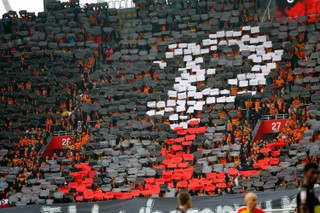 'Patriotyczne' kije bejsbolowe pod lupą prokuratury