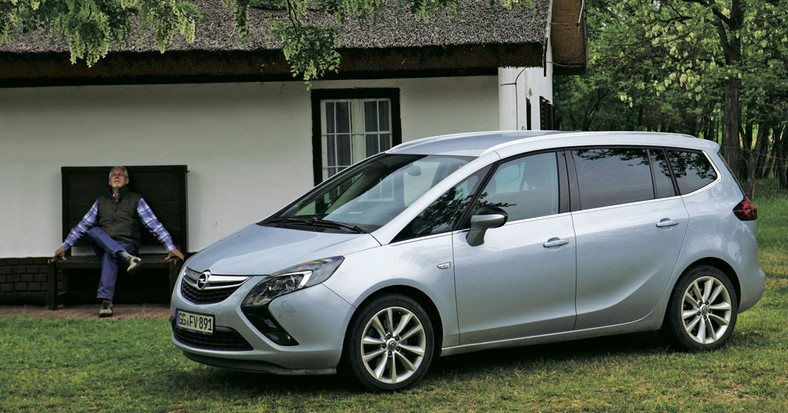 Opel Zafira 2.0 CDTI - wszechstronny ekspres rodzinny