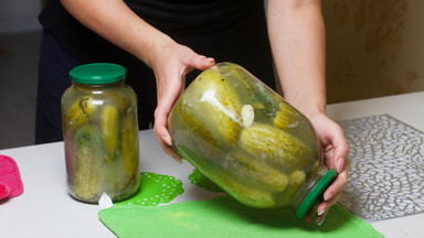 Trik babuni na najlepsze ogórki kiszone