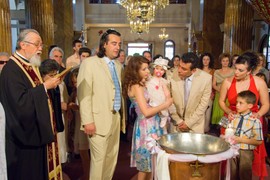 Ovo su NEHRIŠĆANSKA IMENA koja CRKVA NE PRIHVATA, a Srbi ih uporno daju deci: Evo šta se dešava ako hoćete da KRSTITE DETE čije ime nije u spisima