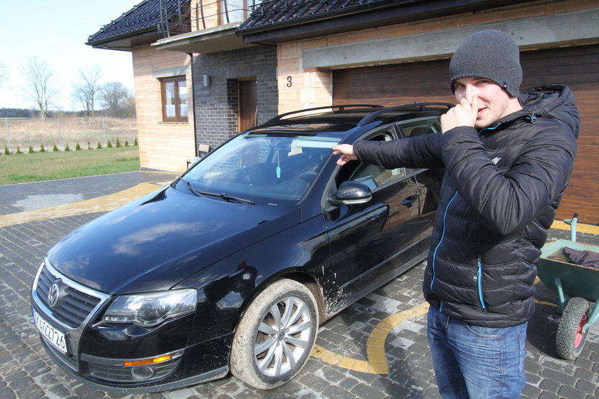 Michał Pietraszewicz daje 10 tys. za złapanie śmierdziela, który oblał mu samochód cuchnącą cieczą