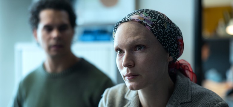 Cały świat dał się nabrać na jej "chorobę". Nowy serial hitem Netflixa