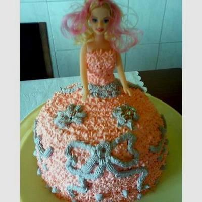 Fekete-erdő Barbie torta