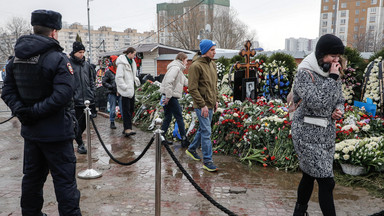 Antywojenne hasła na pogrzebie Aleksieja Nawalnego. Ruch Kremla