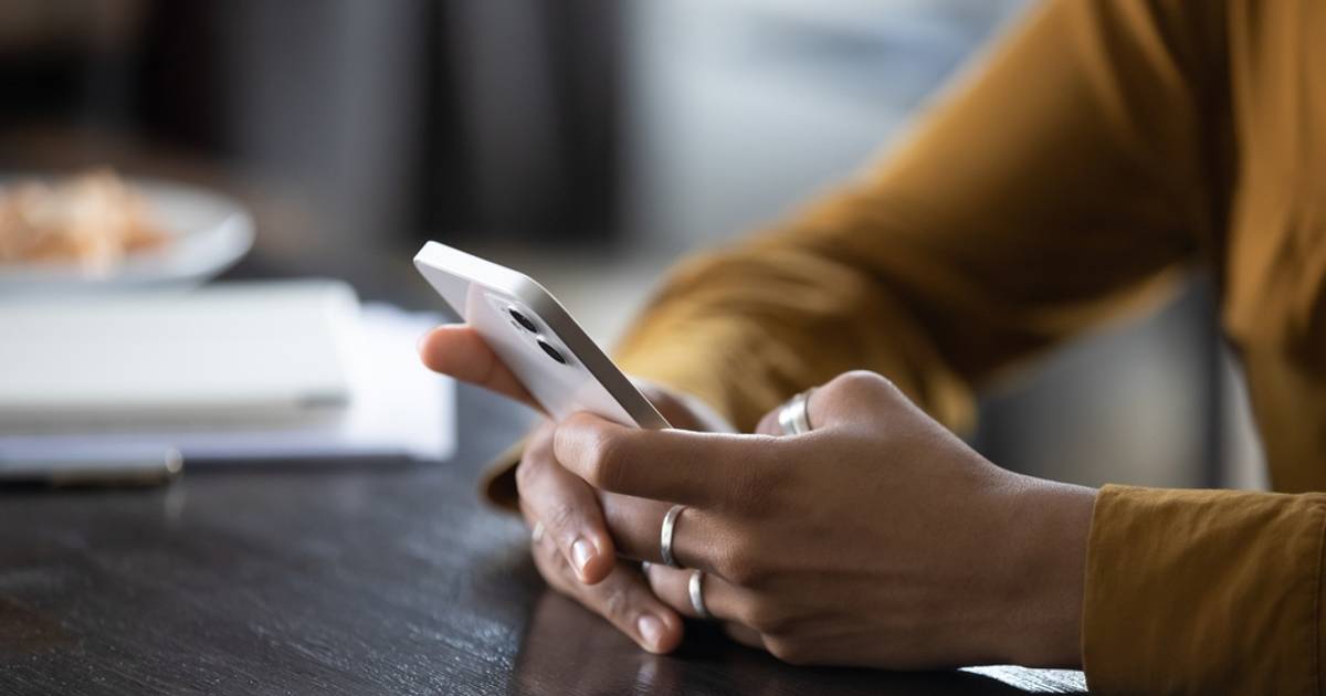 Te aplikacje najszybciej rozładowują baterię w twoim telefonie. Sprawdź, jak ich używać, by nie szukać ładowarki co kilka godzin