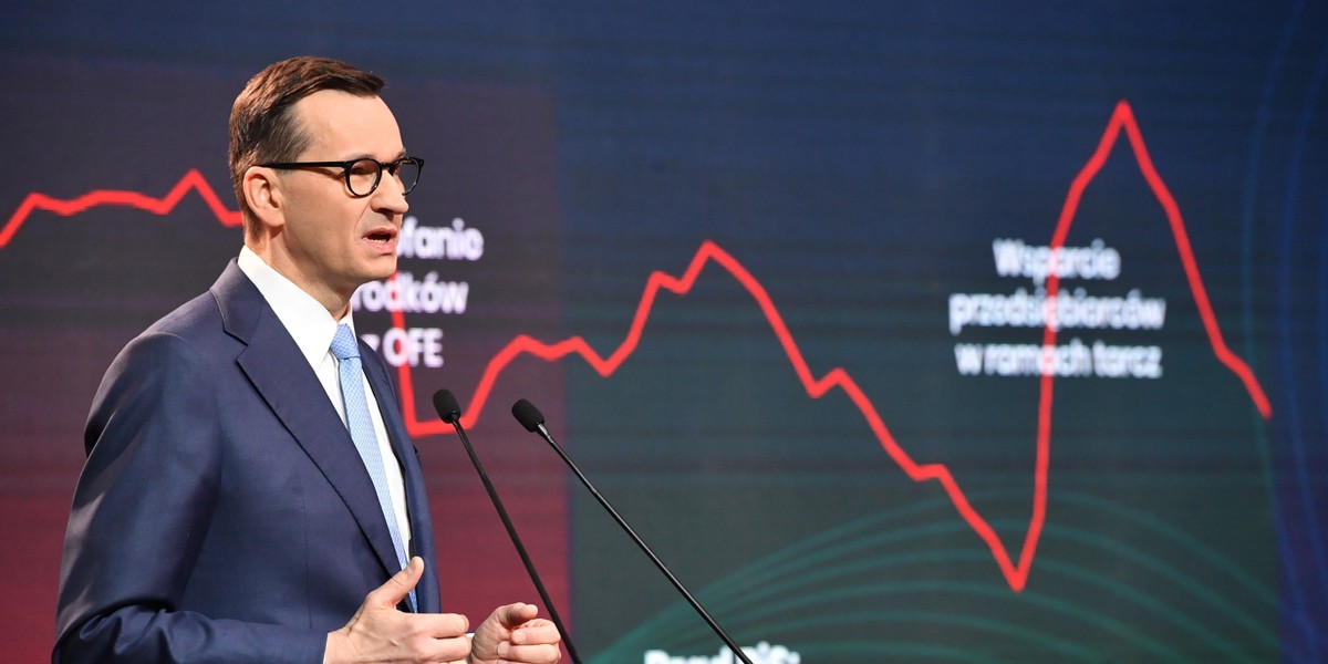 Premier Mateusz Morawiecki podsumował wyniku budżetu za 2022 r. i przekonywał, że finanse publiczne są stabilne.