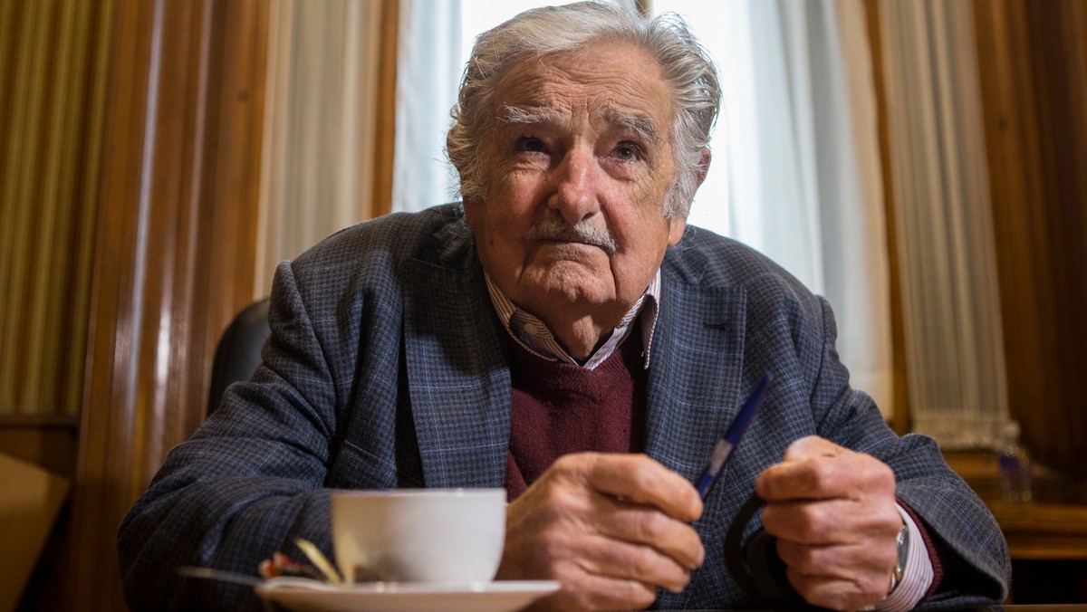Jose Mujica, były prezydent Urugwaju, ogłasza decyzję o miejscu swojego pochówku obok ukochanego psa [Źródło: Onet]
