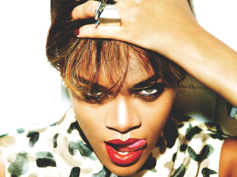 Seksowna Rihanna w najnowszej sesji do albumu "Talk That Talk"