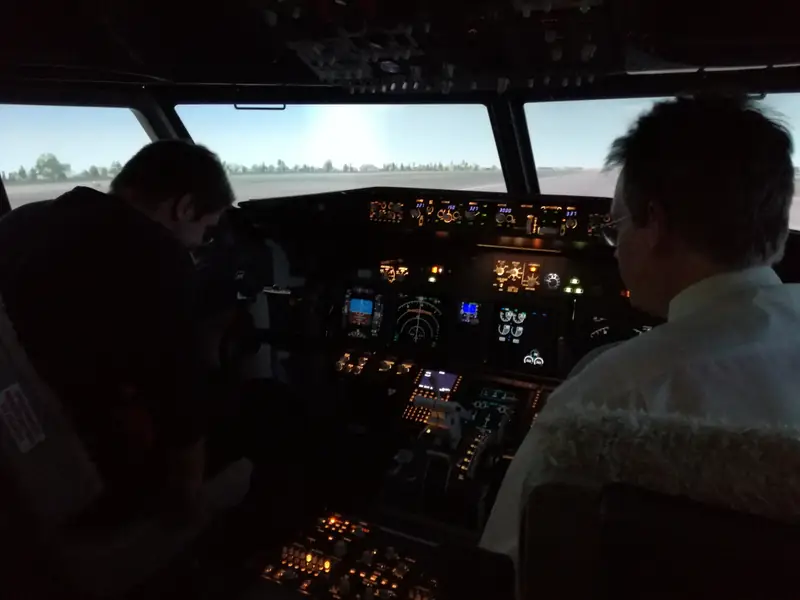 Symulator 737