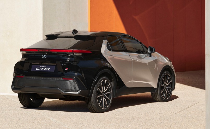 Toyota C-HR nowej generacji