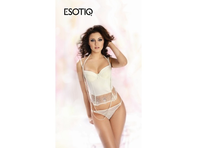 Pamela Jedziniak w sesji promującej bieliznę Esotiq