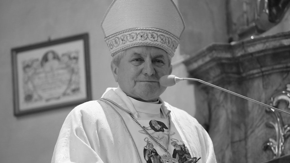 Bp Edward Janiak