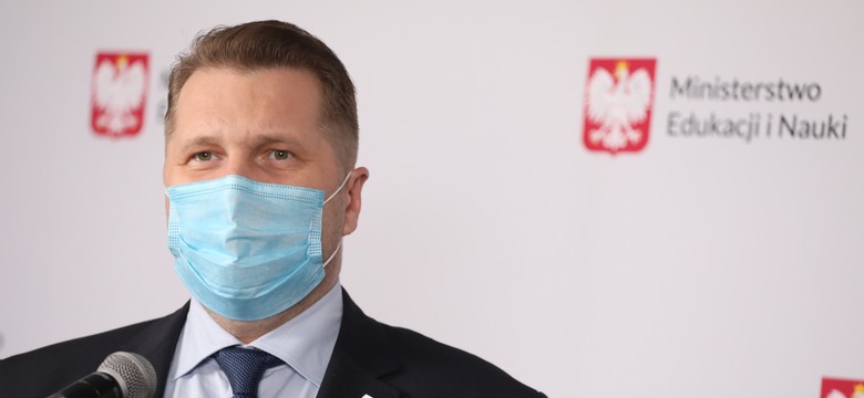 Czarnek dostanie dodatkowe pieniądze? Senat podjął decyzję
