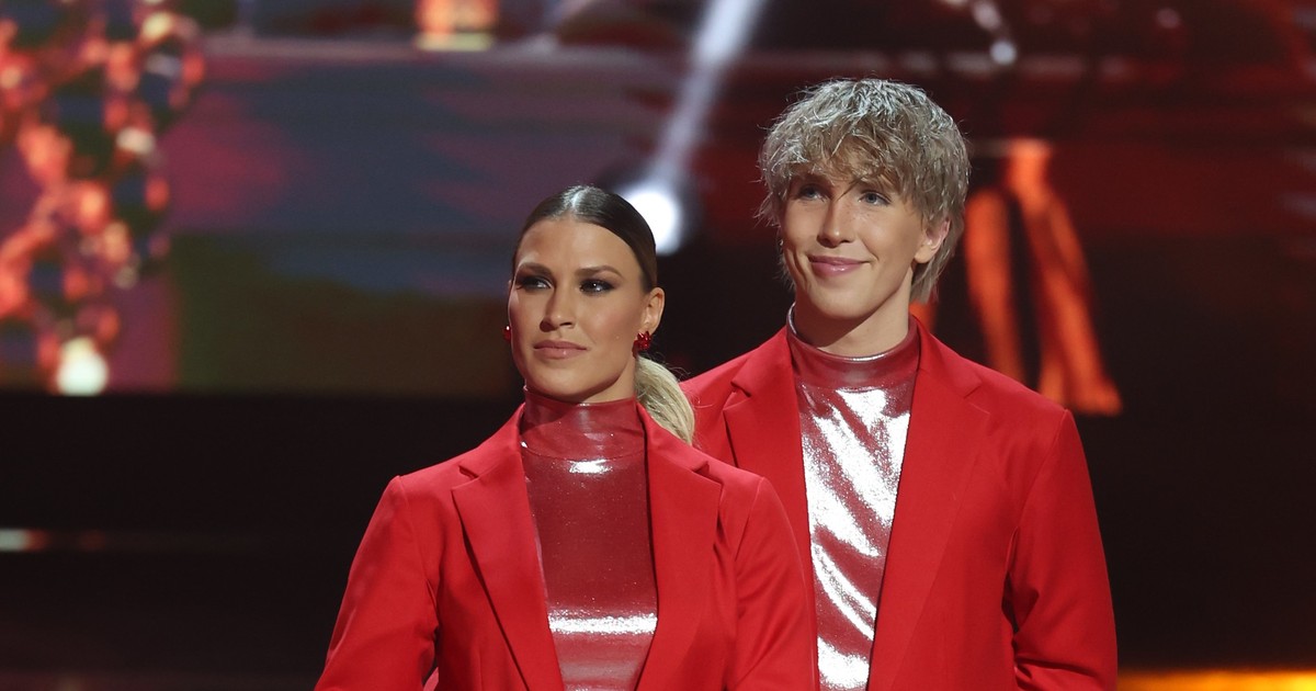 Alig lehet ráismerni! Nézze meg WhisperTon nagy átalakulását az első videójától a Dancing with the Stars csúcsáig