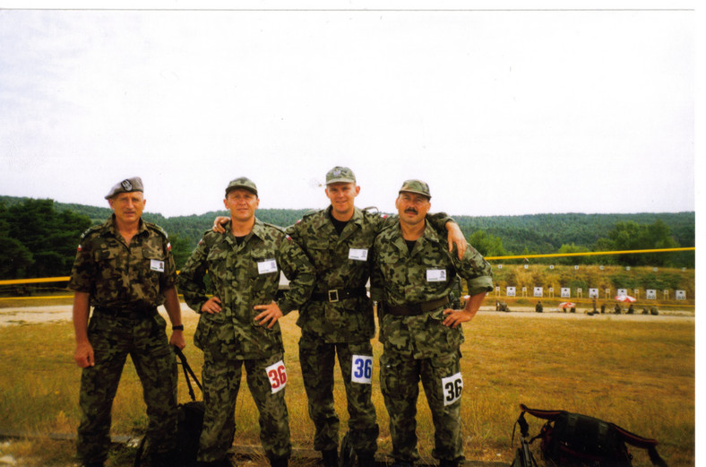 Pułkownik Leszek Drewniak na dorocznych zawodach rezerwistów państw NATO