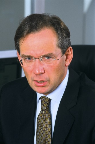 <b>Miejsce 2. Cezary Stypułkowski - BRE Bank</b>
<br>
Zarobki: 4,30 mln złotych