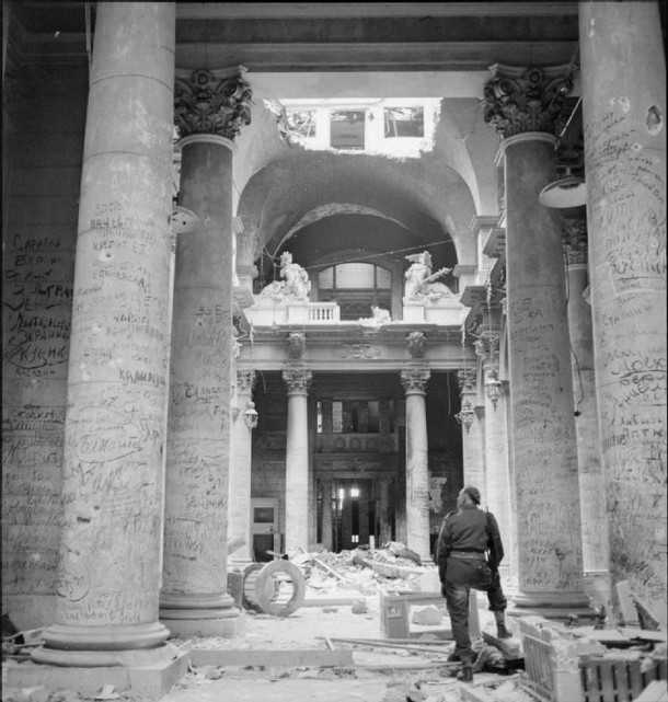 Berlin 1945 Reichstag graffiti 2