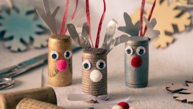 Ozdoby świąteczne DIY dla dzieci. Pomysły na proste ozdoby, które można wykonać samodzielnie