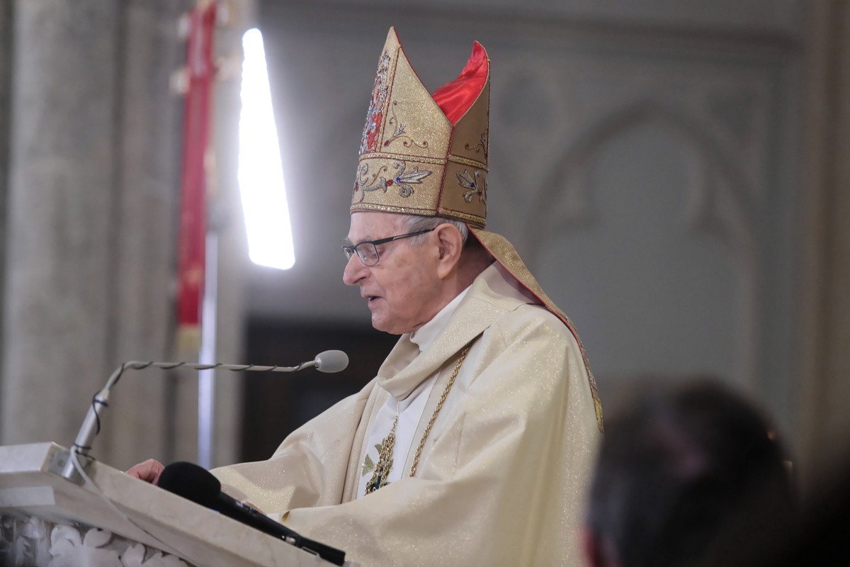 Biskup Antoni Długosz o donoszeniu na księży oskarżonych o pedofilię - Opinie - Vimarsana News