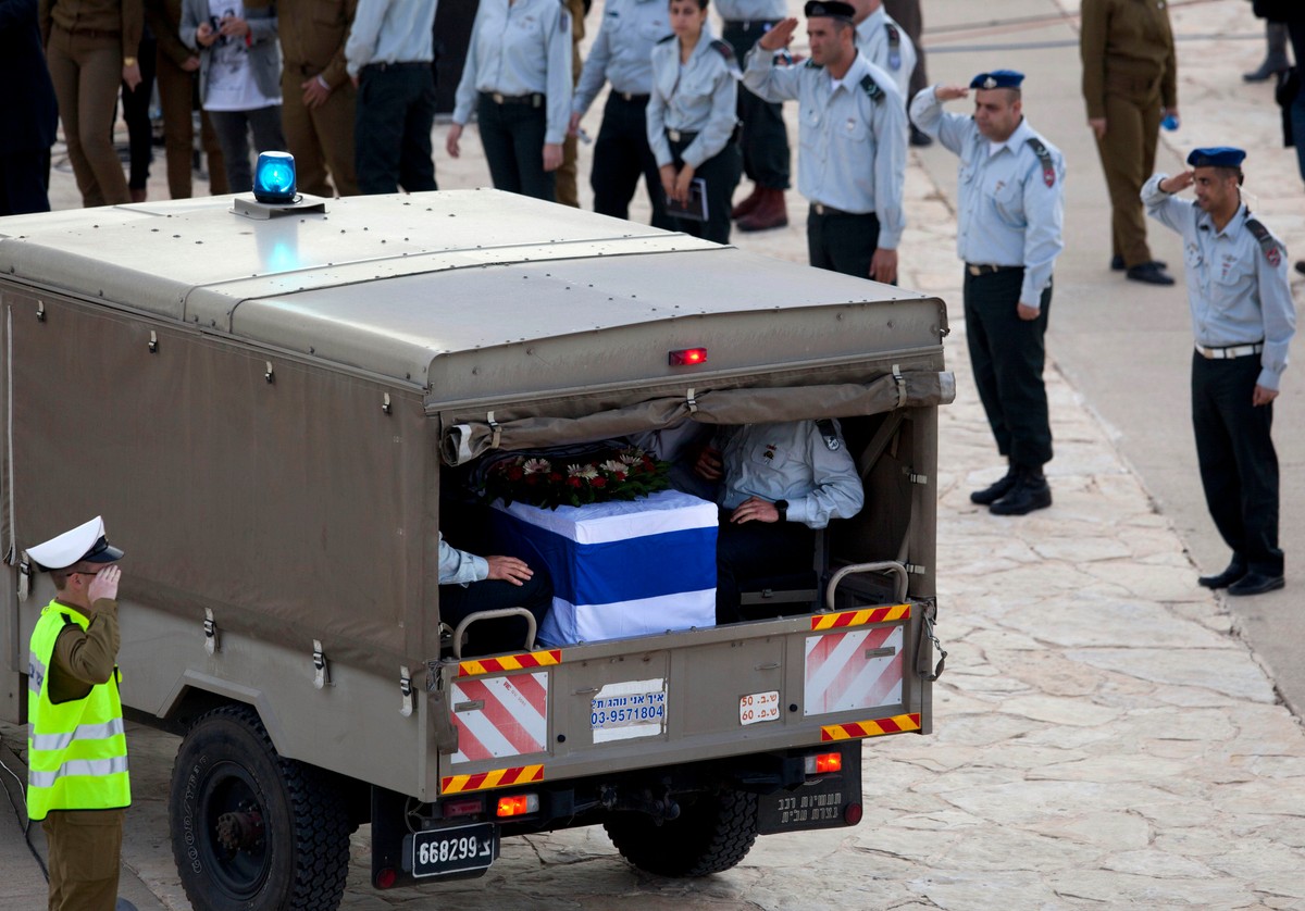 Pogrzeb Ariel Sharona