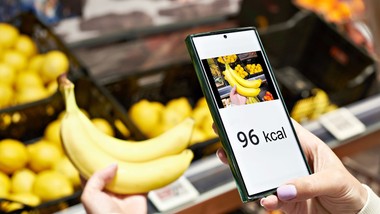 Co ma mniej kalorii? Ten, kto je liczy na co dzień, zda test na 5+