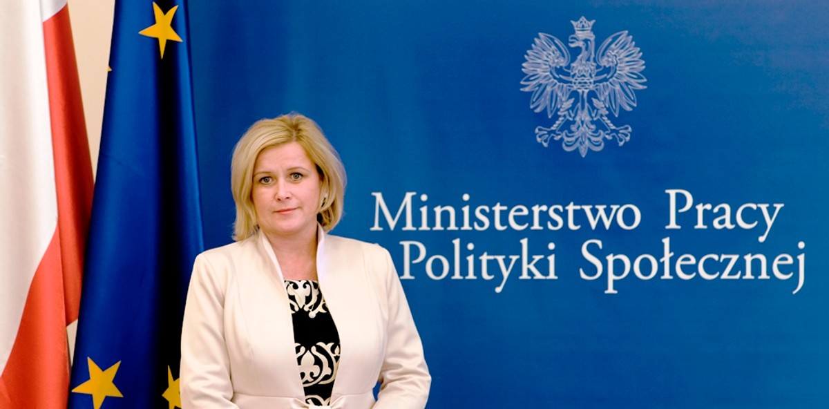 Wiceminister Elżbieta Seredyn poważnie ranna w wypadku. Rządowy samochód rozbity