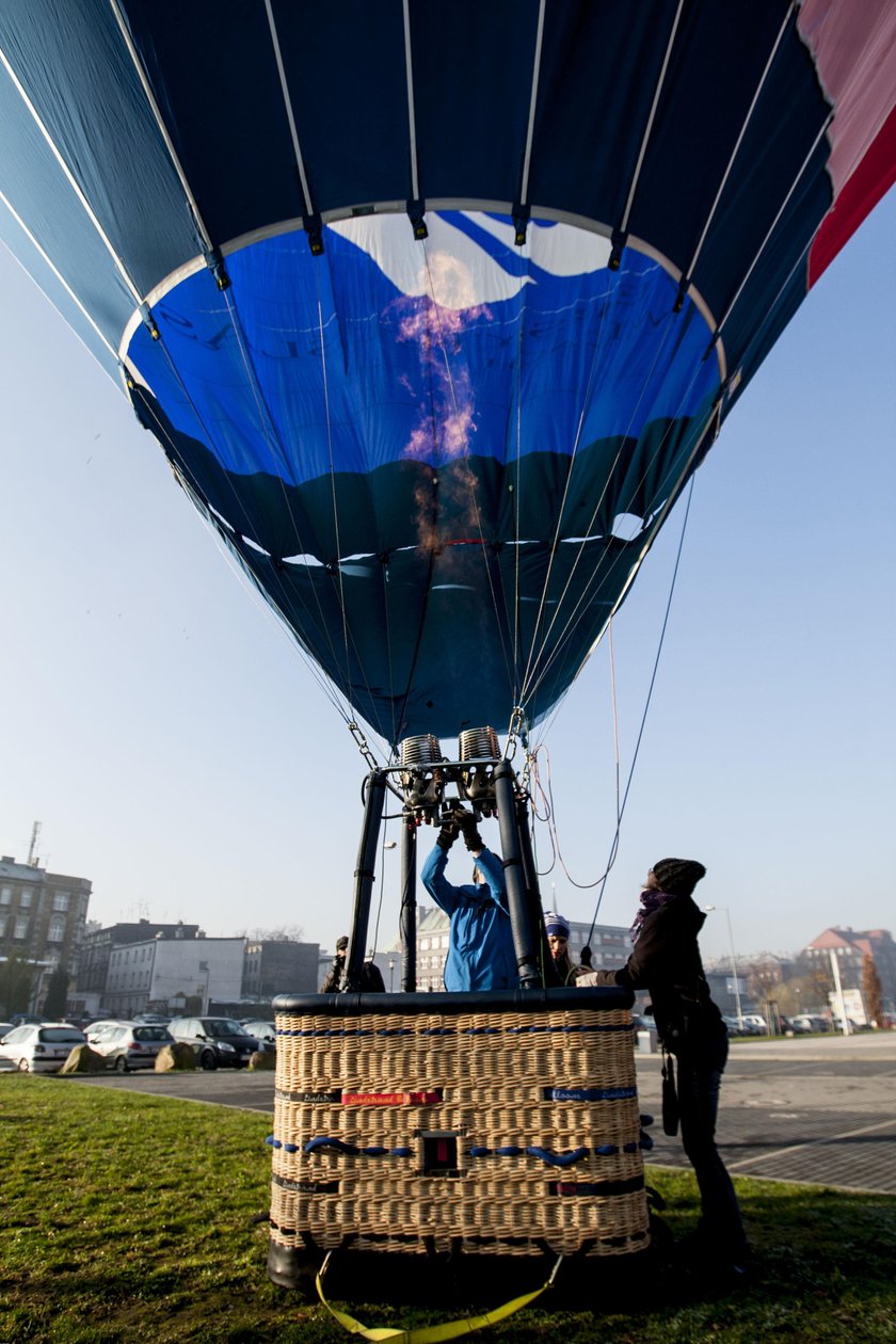 Katowice. Balon Uniwersytetu Śląskiego bada smog