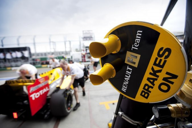 Grand Prix Chin 2010: Button i McLaren najszybciej, Kubica 5. (relacja, wyniki)