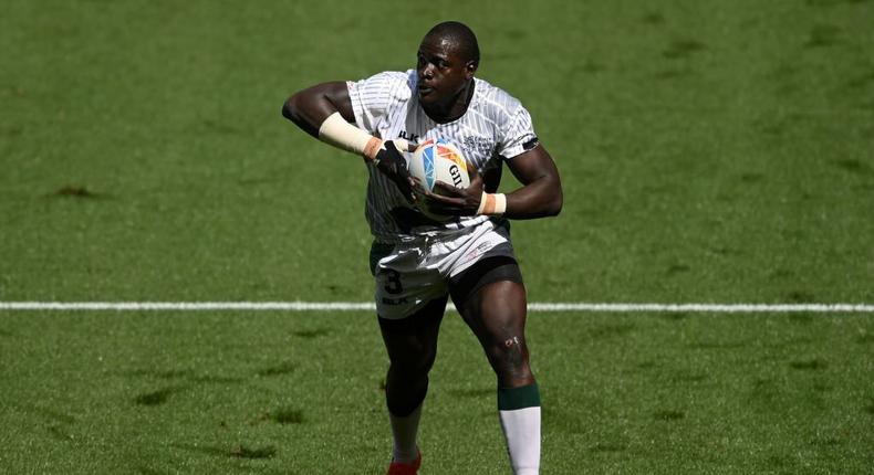 LONDON, ENGLAND - MAY 28: Alvin Otieno of Kenya makes a break during the Pool B match between Ireland and Kenya on day one of the HSBC London Sevens on May 28, 2022 in London, England. (Photo by Alex Davidson - RFU/The RFU Collection via Getty Images)