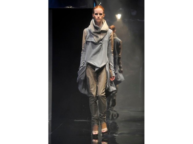 Niedosłowna moda - pokaz jesiennej kolekcji Łukasza Jemioła