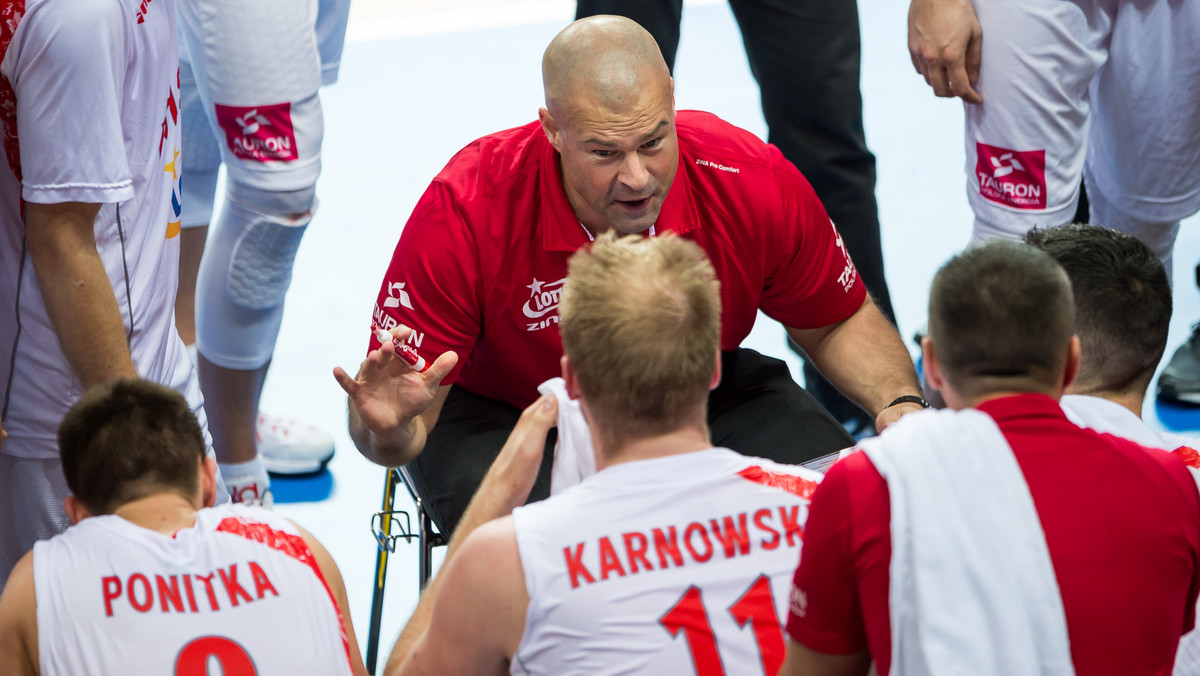 Reprezentacja Polski zostanie rozlosowana z czwartego koszyka do fazy grupowej mistrzostw Europy koszykarzy w 2015 roku. Biało-Czerwoni znaleźli w nim razem z drużynami Belgii, Macedonii i Włoch. Losowanie fazy grupowej odbędzie się 8 grudnia 2014 roku w Paryżu.