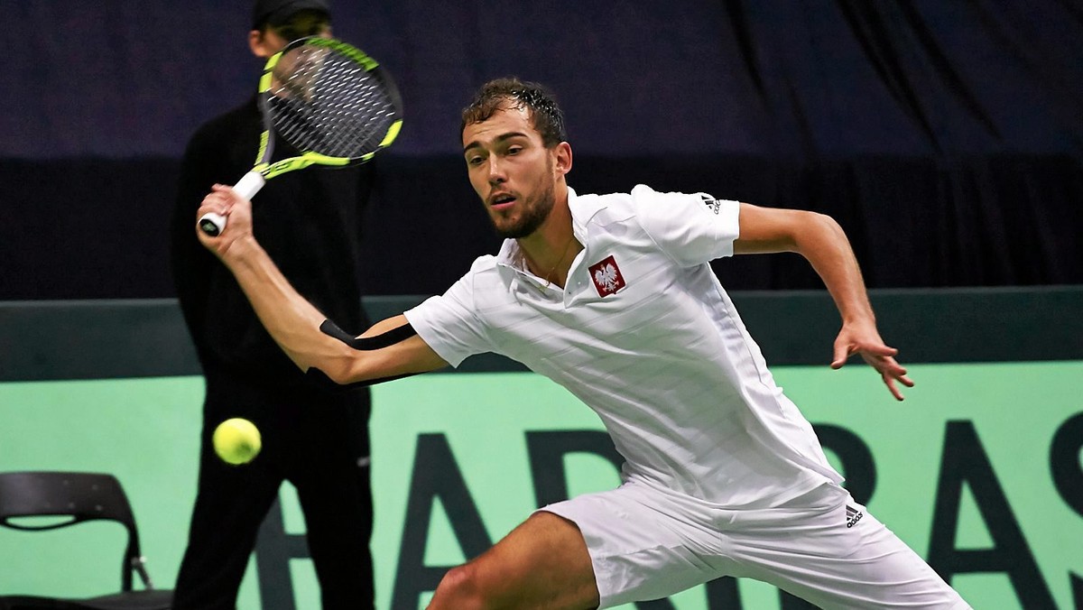 99 miejsce zajmuje w najnowszym notowaniu rankingu ATP Jerzy Janowicz. Najlepszy polski tenisista zaliczył spadek, bo z powodu kontuzji w minionym tygodniu nie mógł bronić punktów za finał w Montpellier. A przecież w tym roku pozycja na światowych listach jest szczególnie ważna – to dzięki niej można pojechać na igrzyska olimpijskie.