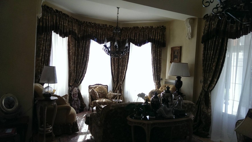 Julia Tymoszenko zaprasza do swojej posiadłości (źródło: facebook.com/bezparkaniv)