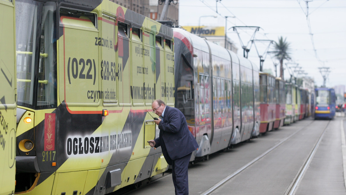 "Życie Warszawy": W piątek w stolicy ruszy przetarg na 186 tramwajów. Będzie to tym samym największy tego typu przetarg w Europie.