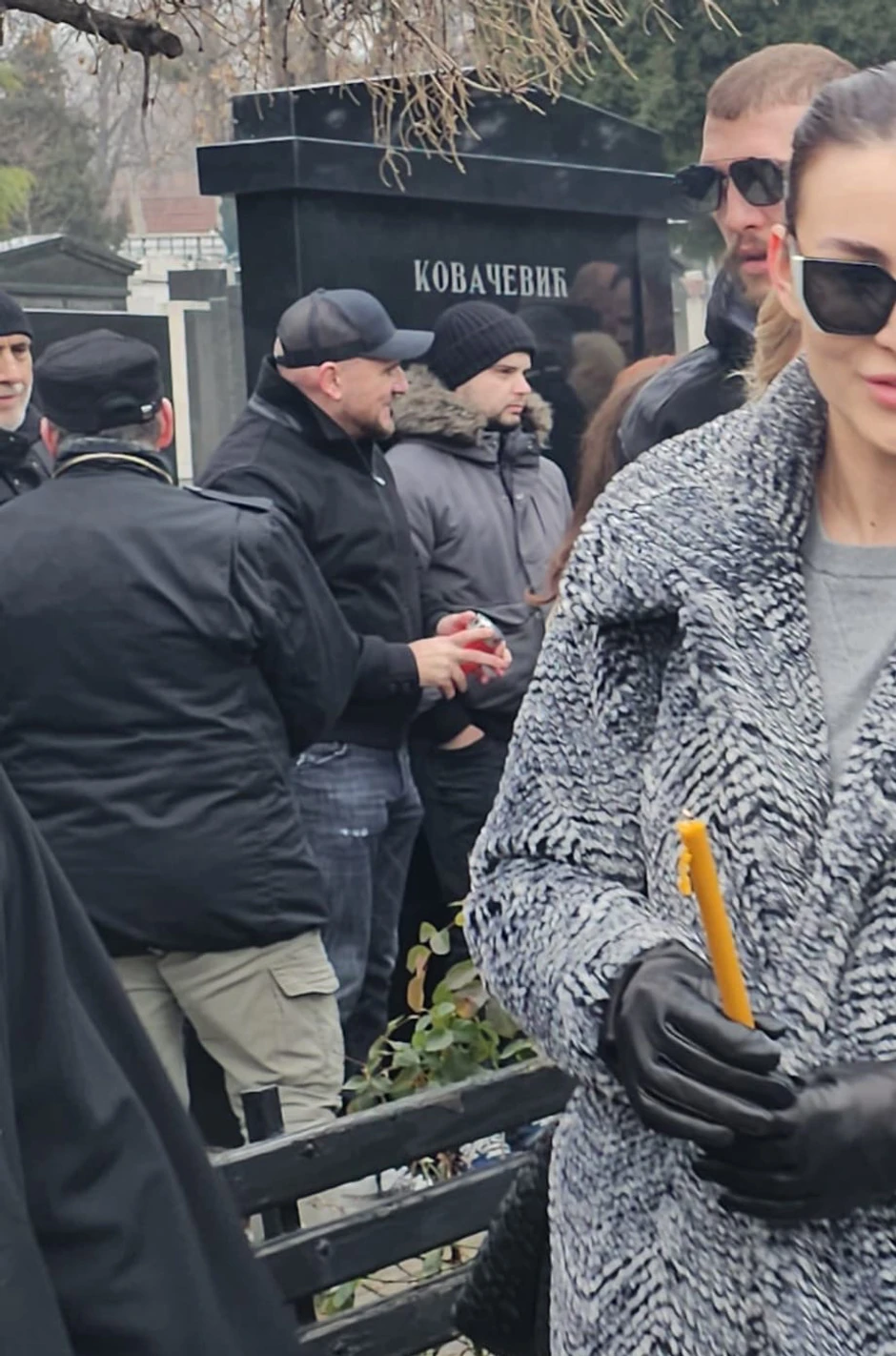 Luka Bojović na pomenu Arkanu