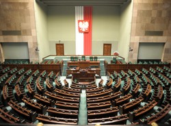 Parlament jednak nie dla przestępców