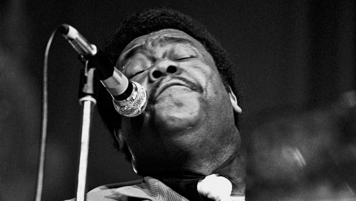 Znany jazzman Fats Domino trafił do szpitala, przez co odwołano jego występ na Festiwalu Jazzowym w Nowym Orleanie.