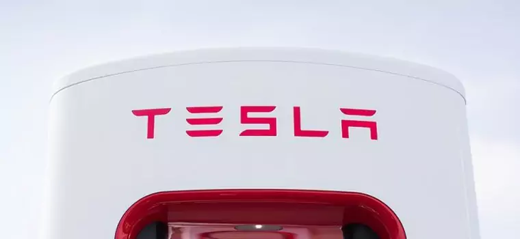 Tesla ujawnia cennik ładowarek Supercharger