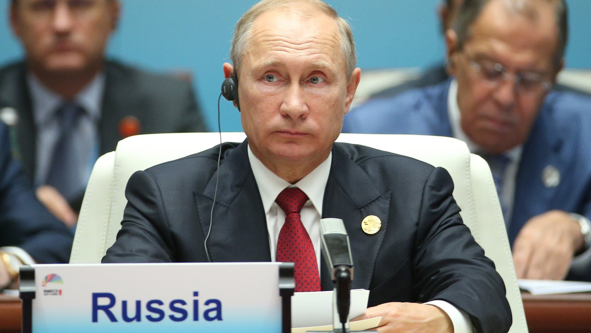 Prezydent Rosji Władimir Putin oświadczył dziś, że jego kraj zaskarży do sądu decyzję USA o ograniczeniu dostępu do rosyjskich obiektów dyplomatycznych. Putin dodał, że wydał już stosowne polecenie MSZ Rosji.