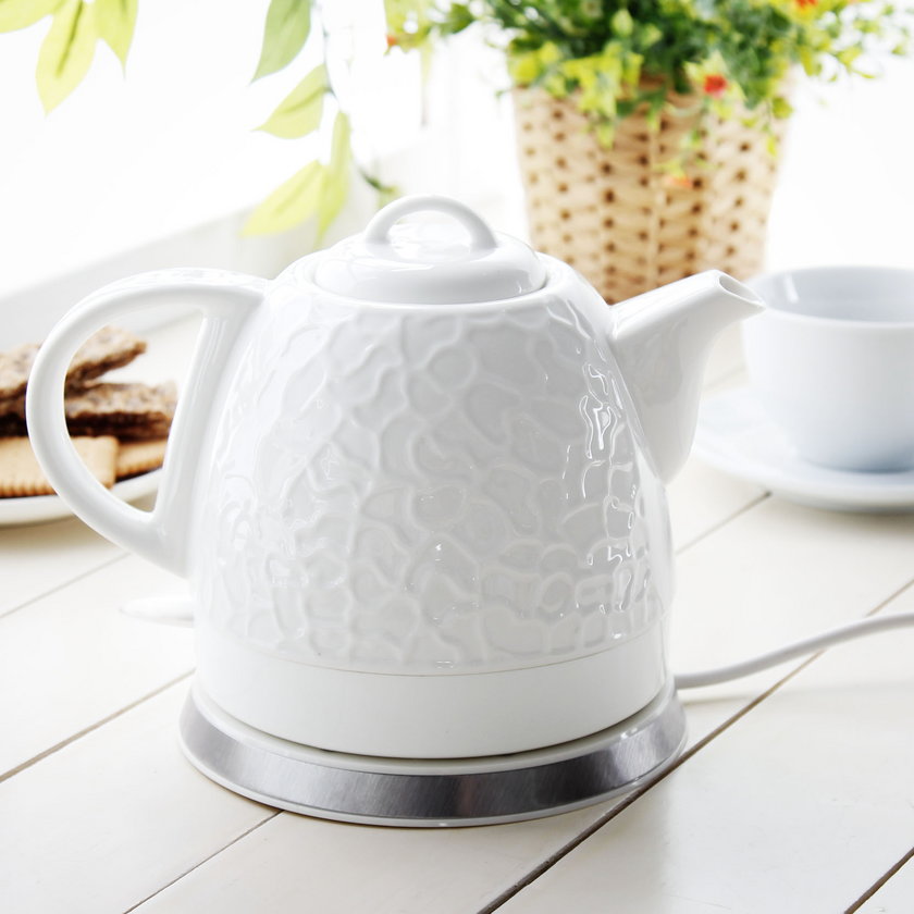 Elektryczny czajnik ceramiczny