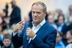 Tusk dostał zaproszenie do TVP na debatę z premierem. Oto ODPOWIEDŹ PO