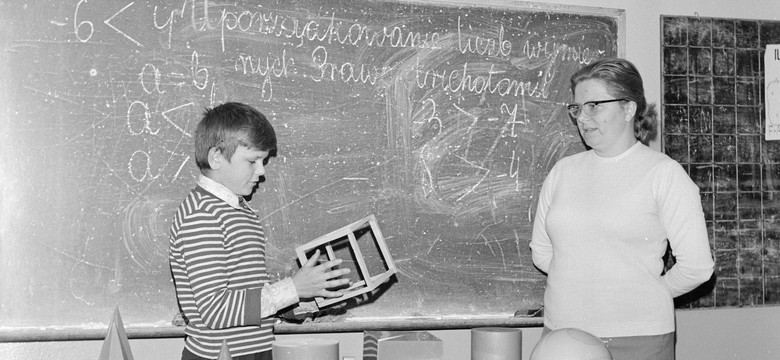 Wielki, trudny QUIZ o szkołach w czasach PRL. Tylko prymusi dostaną 20/20